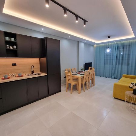 Holiday Apartment Near The Sea Durrës 外观 照片